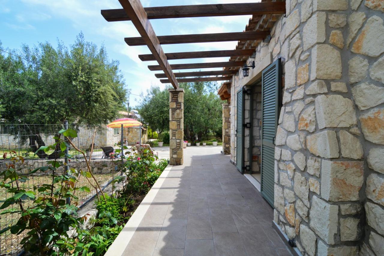 Villa Lobos  Keri Exterior foto